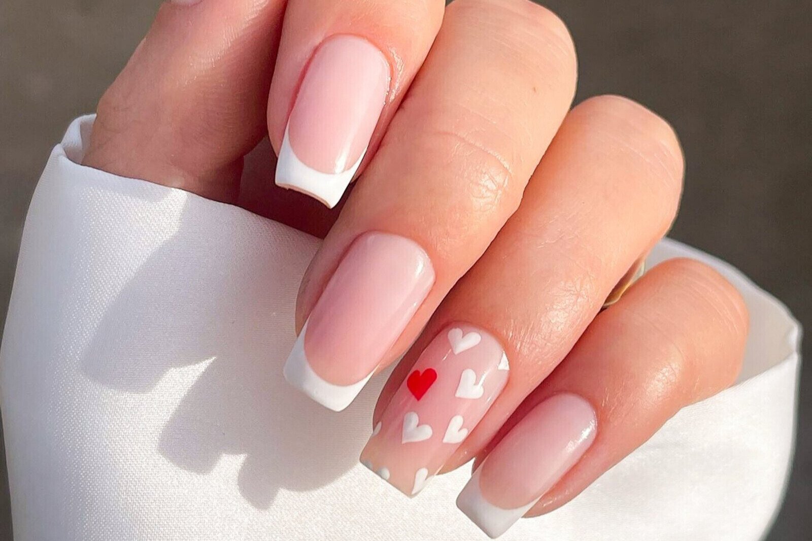 Valentine nails