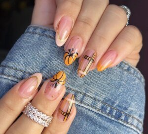Pumpkin Details Nails